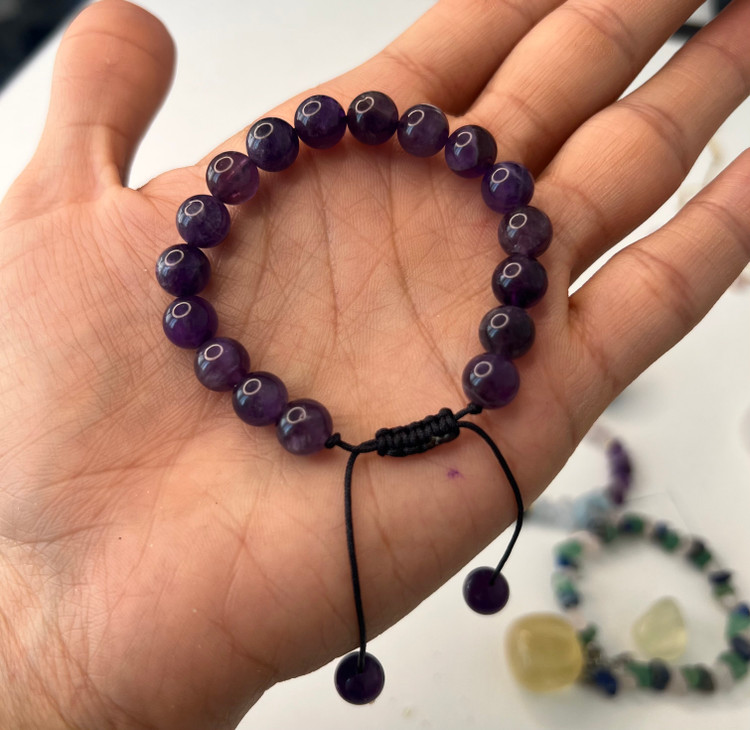 دستبندهای جادویی سنگ طبیعی